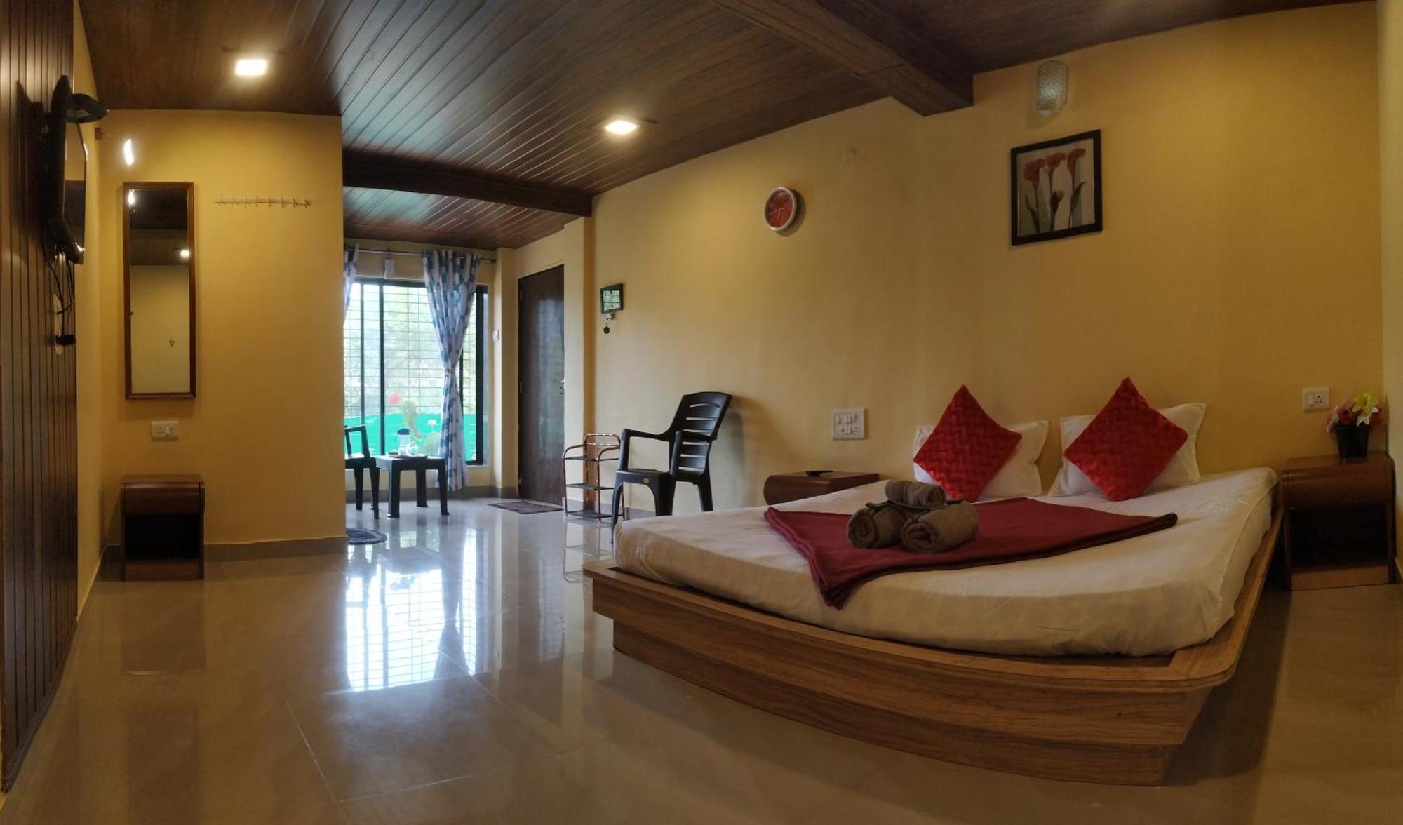 Hotel Bluebell Residency Mahābaleshwar Zimmer foto